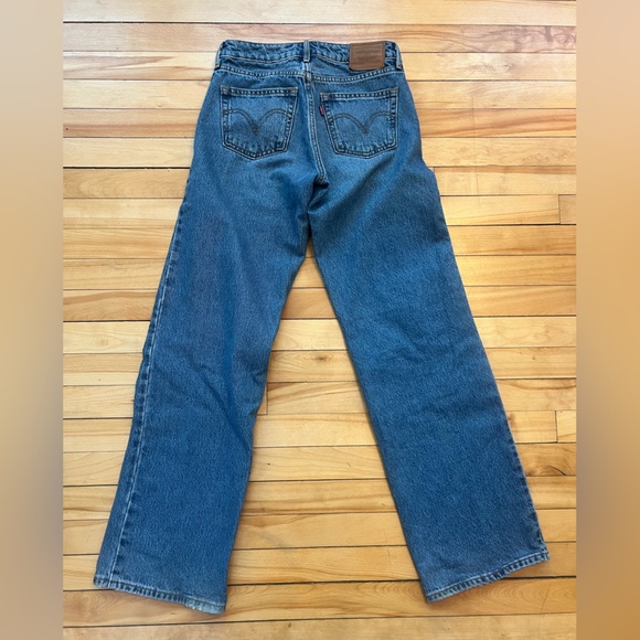 Levi's - Picture 3 of 4